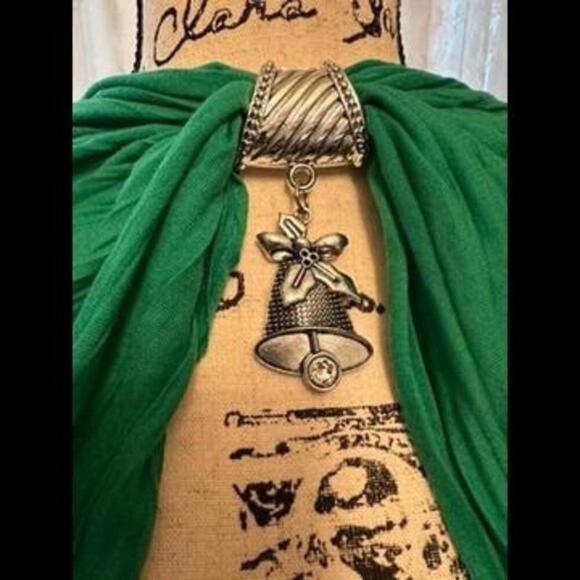 Lush Green Scarf with Festive Bells Pendant - Holiday Accessory - Picture 2 of 2